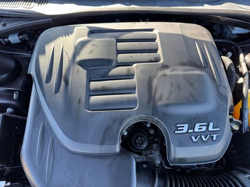 Used 2018 Dodge Challenger SXT image 22