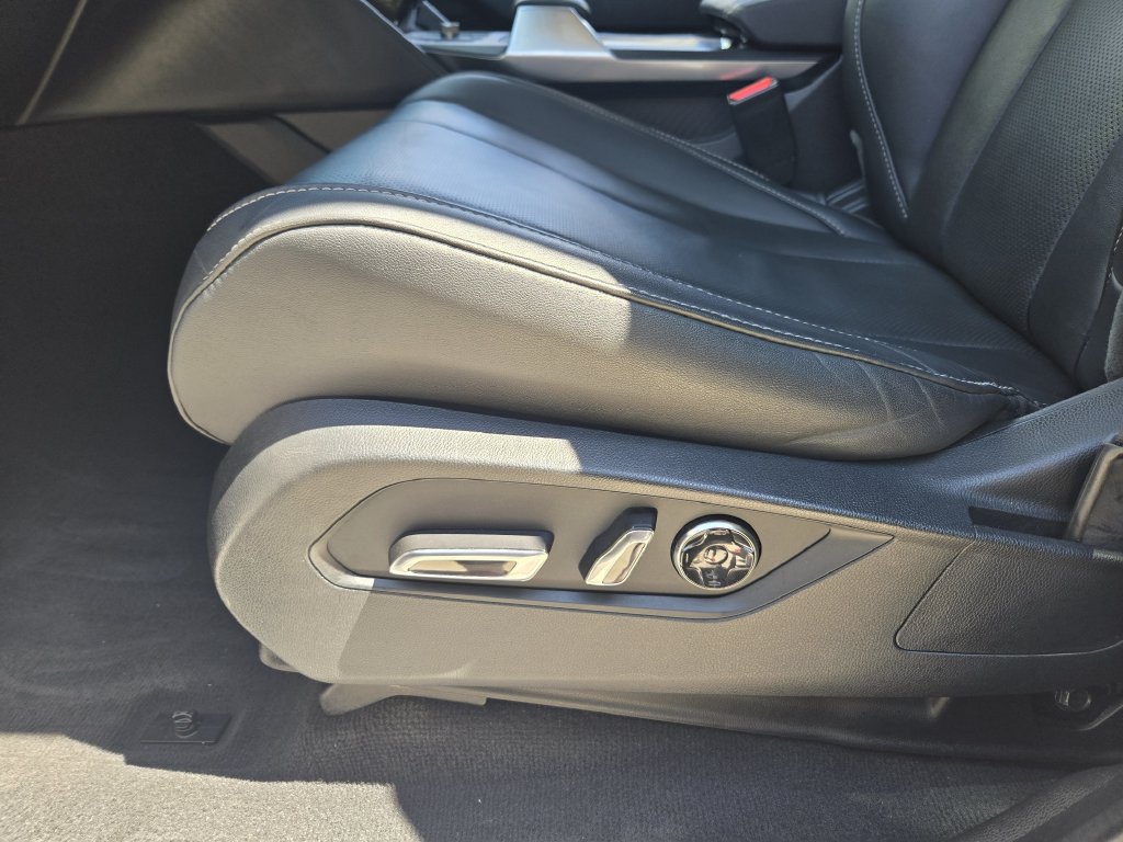Used 2022 Acura MDX w/ Technology Package FWD image 30