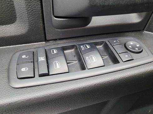 Used 2019 RAM 1500 Express w/ Express Value Package AWD/4WD image 27