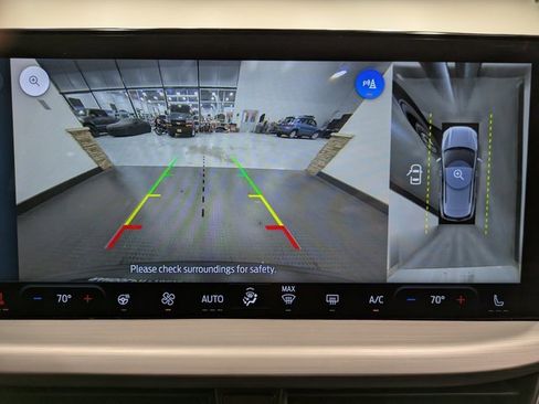 Used 2024 Ford Escape Platinum image 13