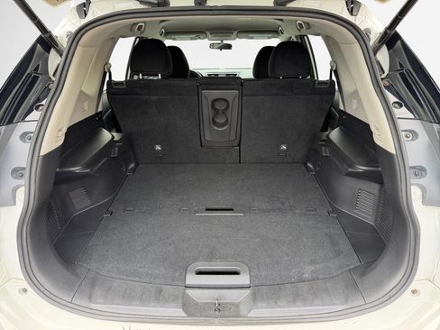 Used 2014 Nissan Rogue SV w/ SV Premium Package AWD/4WD image 25