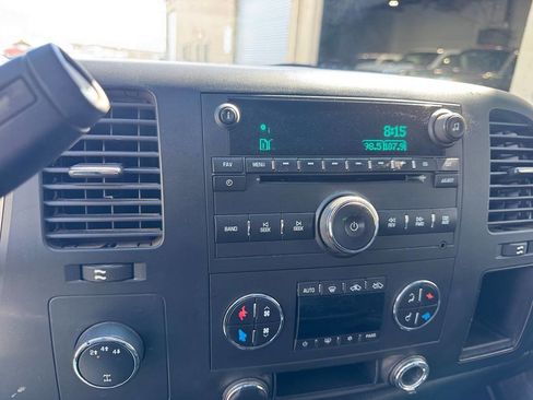 Used 2008 Chevrolet Silverado 2500 LT w/ 1LT Convenience Package image 31
