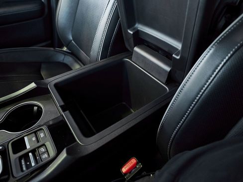 Used 2023 Honda Pilot Elite image 52