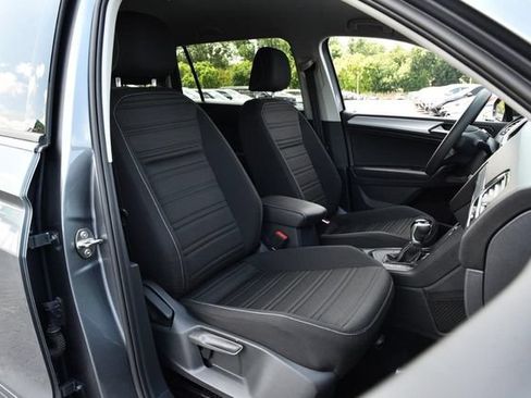 Certified 2023 Volkswagen Tiguan S FWD image 18
