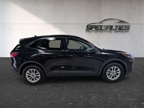 Used 2022 Ford Escape SE w/ Convenience Package AWD/4WD image 5