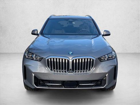 New 2026 BMW X5 xDrive50e w/ Executive Package image 5
