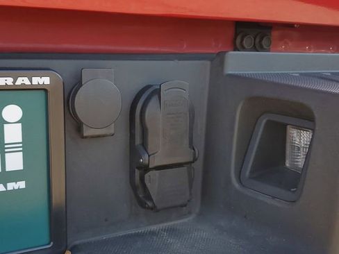 Used 2025 Ford F150 XLT w/ Equipment Group 302A MID image 8