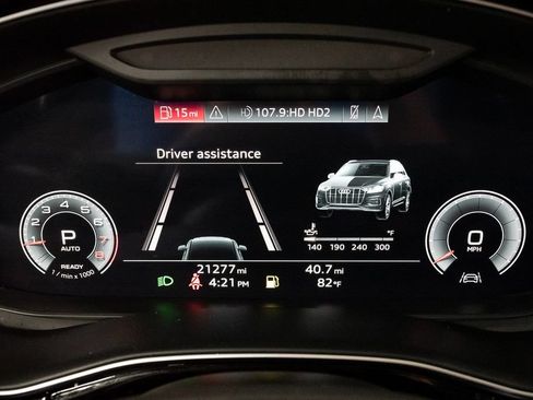 Used 2023 Audi Q7 2.0T Premium w/ Towing Package AWD/4WD image 15