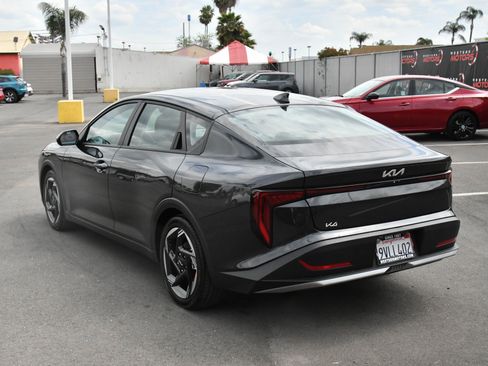 Used 2025 Kia K4 EX image 6