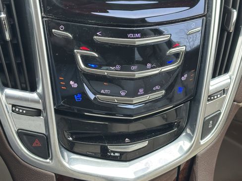 Used 2014 Cadillac SRX Premium image 3