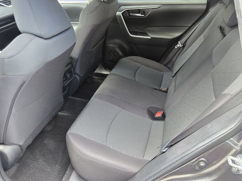 Used 2023 Toyota RAV4 XLE FWD image 12