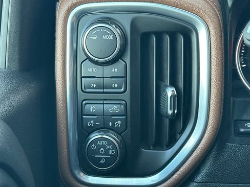 Used 2020 Chevrolet Silverado 2500 High Country image 30