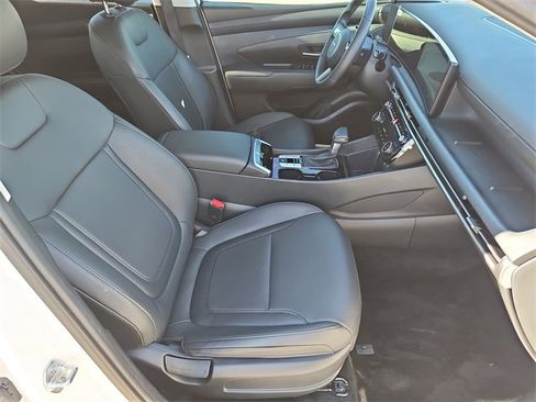 Used 2025 Hyundai Tucson SEL image 12