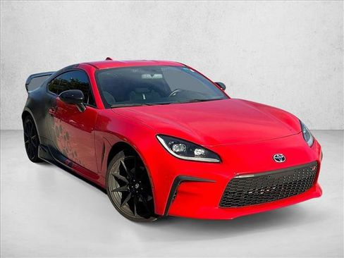 Used 2022 Toyota GR86 Premium w/ ALL Weather Mat Package (TMS) RWD image 9