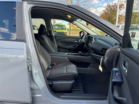 New 2026 Nissan Rogue SV w/ Cold Weather Package image 27