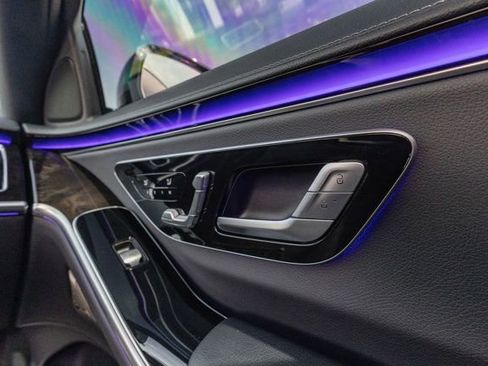 Certified 2022 Mercedes-Benz S 500 4MATIC image 23