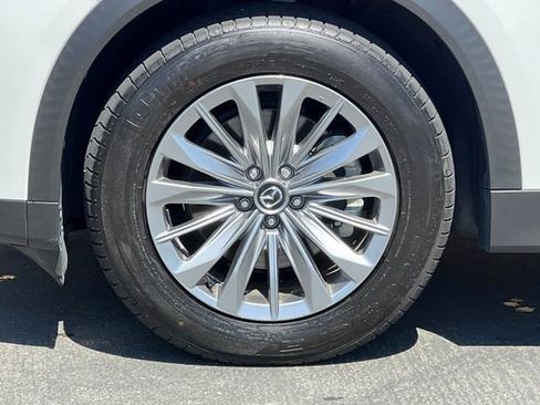 Certified 2024 MAZDA CX-90 Plug-In Hybrid w/ Preferred AWD/4WD image 33