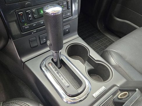 Used 2010 Ford Explorer Sport Trac Limited image 27