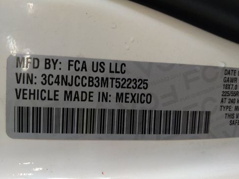 Used 2021 Jeep Compass Limited FWD image 33
