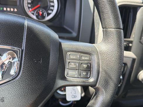 Used 2015 RAM 1500 Express AWD/4WD image 20