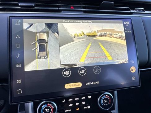 Certified 2023 Land Rover Range Rover SE AWD/4WD image 25