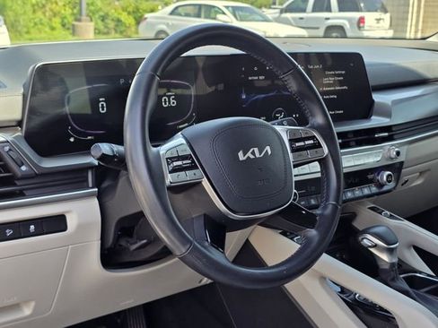 Used 2024 Kia Telluride S w/ S Sunroof Package FWD image 25