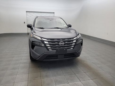 Used 2024 Nissan Rogue S AWD/4WD image 14