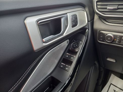 Used 2022 Ford Explorer ST w/ Equipment Group 401A image 26