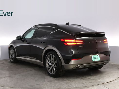Used 2023 Genesis GV60 Advanced image 17