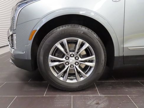 Certified 2023 Cadillac XT5 Premium Luxury FWD image 13