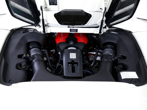 Used 2018 Ferrari 488 Spider RWD image 29