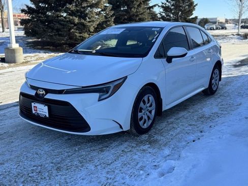 Certified 2024 Toyota Corolla LE image 29