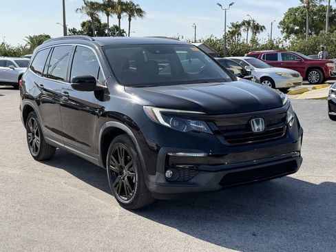 Used 2022 Honda Pilot Special Edition image 2