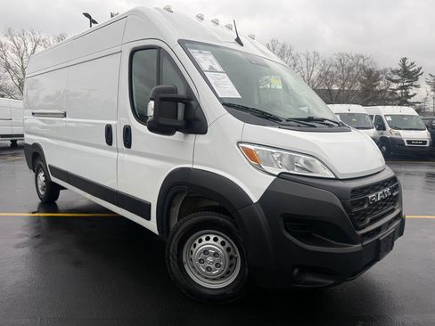 Used 2023 RAM ProMaster 2500 image 5