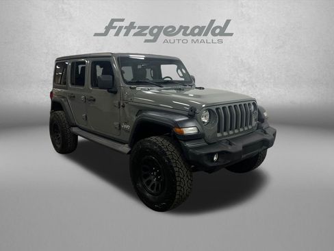 Used 2018 Jeep Wrangler Unlimited Sport S AWD/4WD image 7