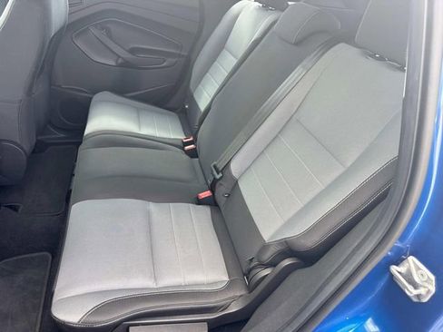 Used 2017 Ford Escape S image 21