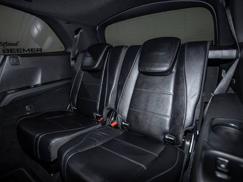 Used 2025 Mercedes-Benz GLS 580 4MATIC image 16