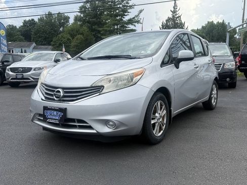 Used 2014 Nissan Versa Note SV w/ Sport Value Package FWD image 4