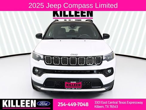 Used 2025 Jeep Compass Limited AWD/4WD image 2