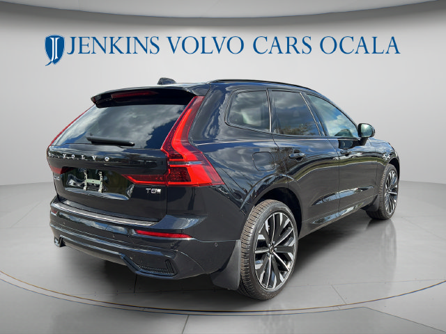 New 2026 Volvo XC60 T8 Ultra w/ Protection Package Premier AWD/4WD image 3