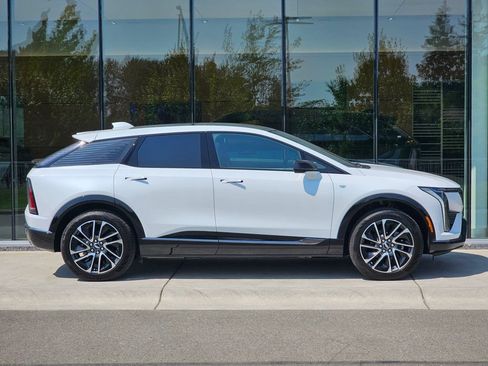 New 2026 Cadillac Optiq Sport 1 AWD/4WD image 6
