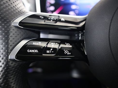 Used 2025 Mercedes-Benz C 300 C 300 image 21