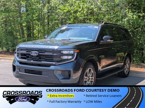 New 2026 Ford Expedition Active AWD/4WD image 6