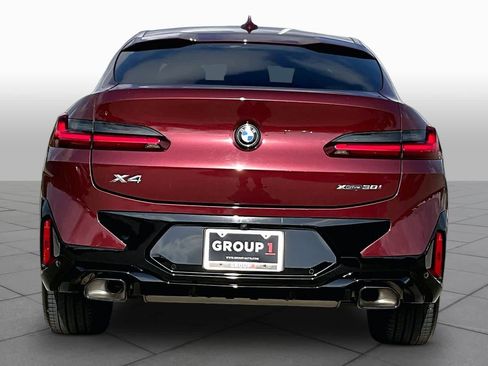 Used 2023 BMW X4 xDrive30i w/ M Sport Package AWD/4WD image 4
