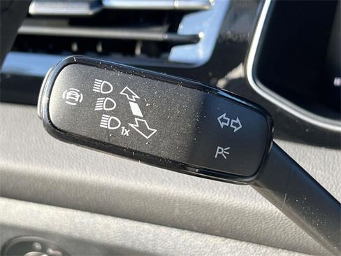 Used 2025 Volkswagen Jetta Sport image 24