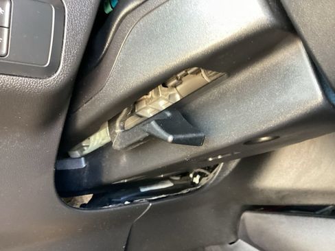 Used 2020 Ford Escape Titanium AWD/4WD image 67