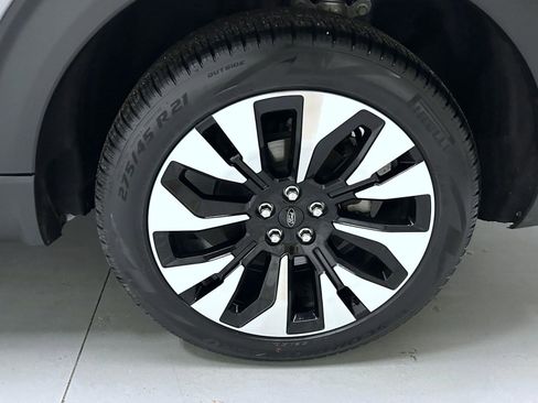 Used 2025 Ford Explorer Platinum w/ LUX Leather Package image 23