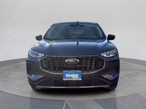 Used 2025 Ford Escape Active w/ Cold Weather Package image 9