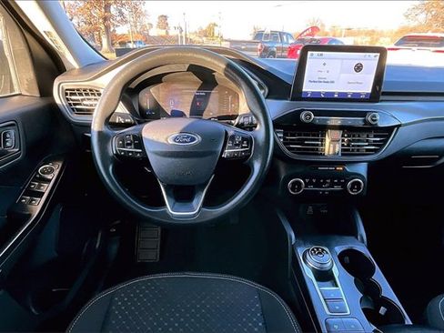 Used 2025 Ford Escape Active image 12