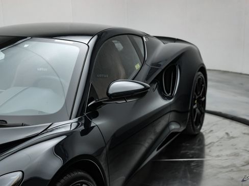 Used 2025 Lotus Emira RWD image 30
